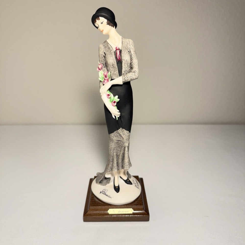 Giuseppe Armani Florence Lady With Flowers Signed Figurine 10" Italy 1987 Rare